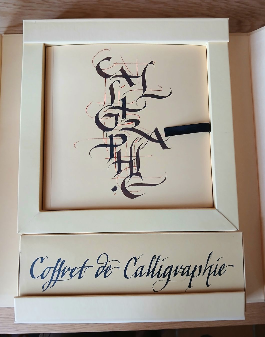 Libri: Magnifique coffret de Calligraphie  – Usato da Sciernes-d'Albeuve venduto da Dojo004 5