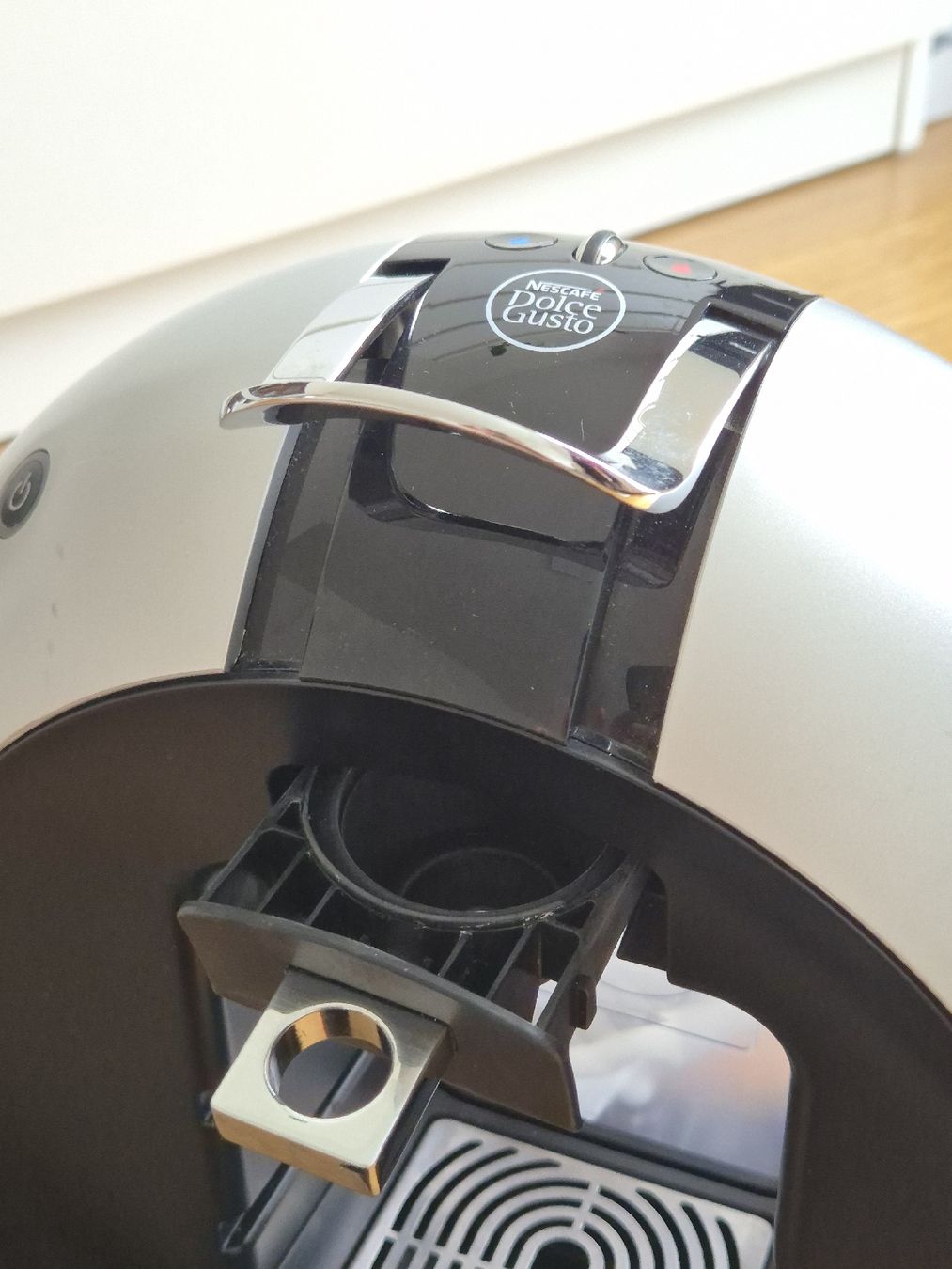 De'Longhi Macchine per caffè & Macchine per espresso: Delonghi Dolce Gusto Circolo – Usato da Bern venduto da hln_yn 1