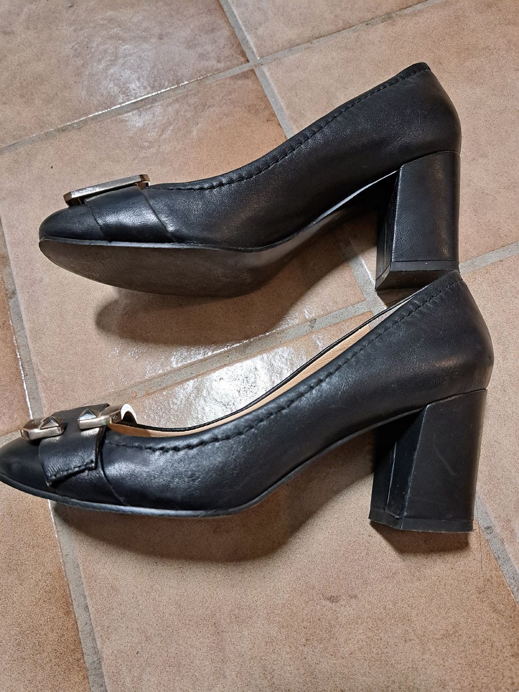 Guess Scarpe da donna: Guess Pumps 37 – Usato da Flums venduto da NaWi79 4