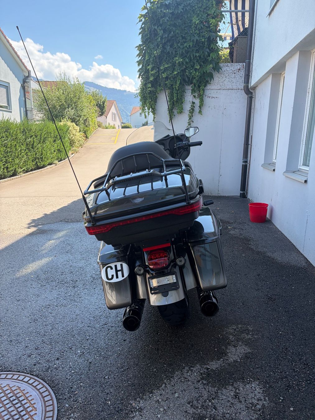Harley-Davidson Touring: Harley Davidson FLHTKSE CVO Elektra Glide – Usato da Tuggen venduto da Rugi2 9