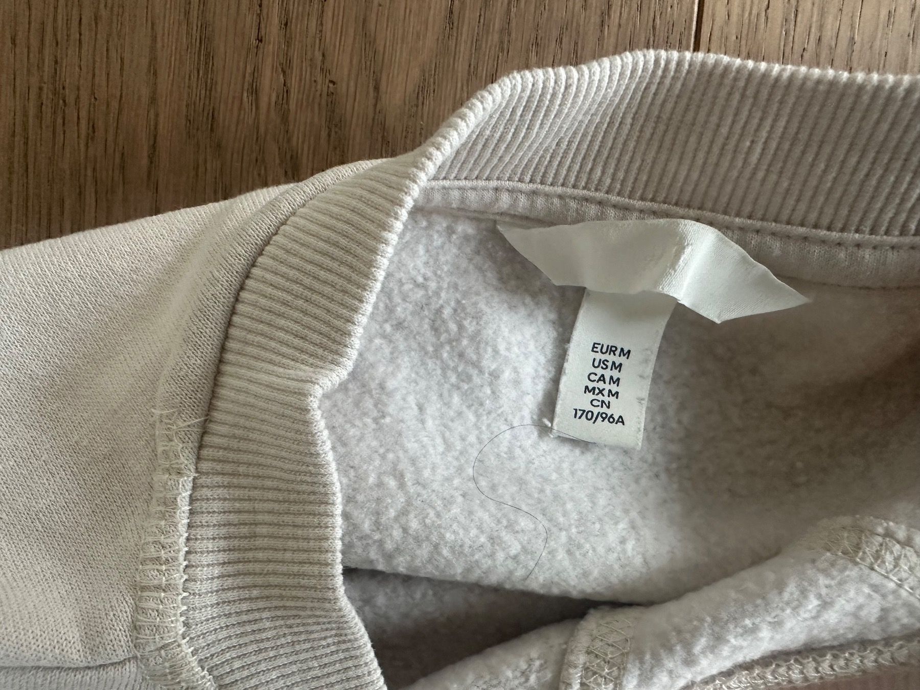 H&M Pullover & Sweatshirts: Pullover – Gebraucht aus Zürich von sommer121 1