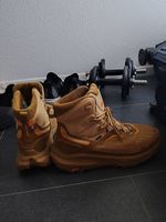 Hoka hiking shoes with, vibram and gorotex tecnology