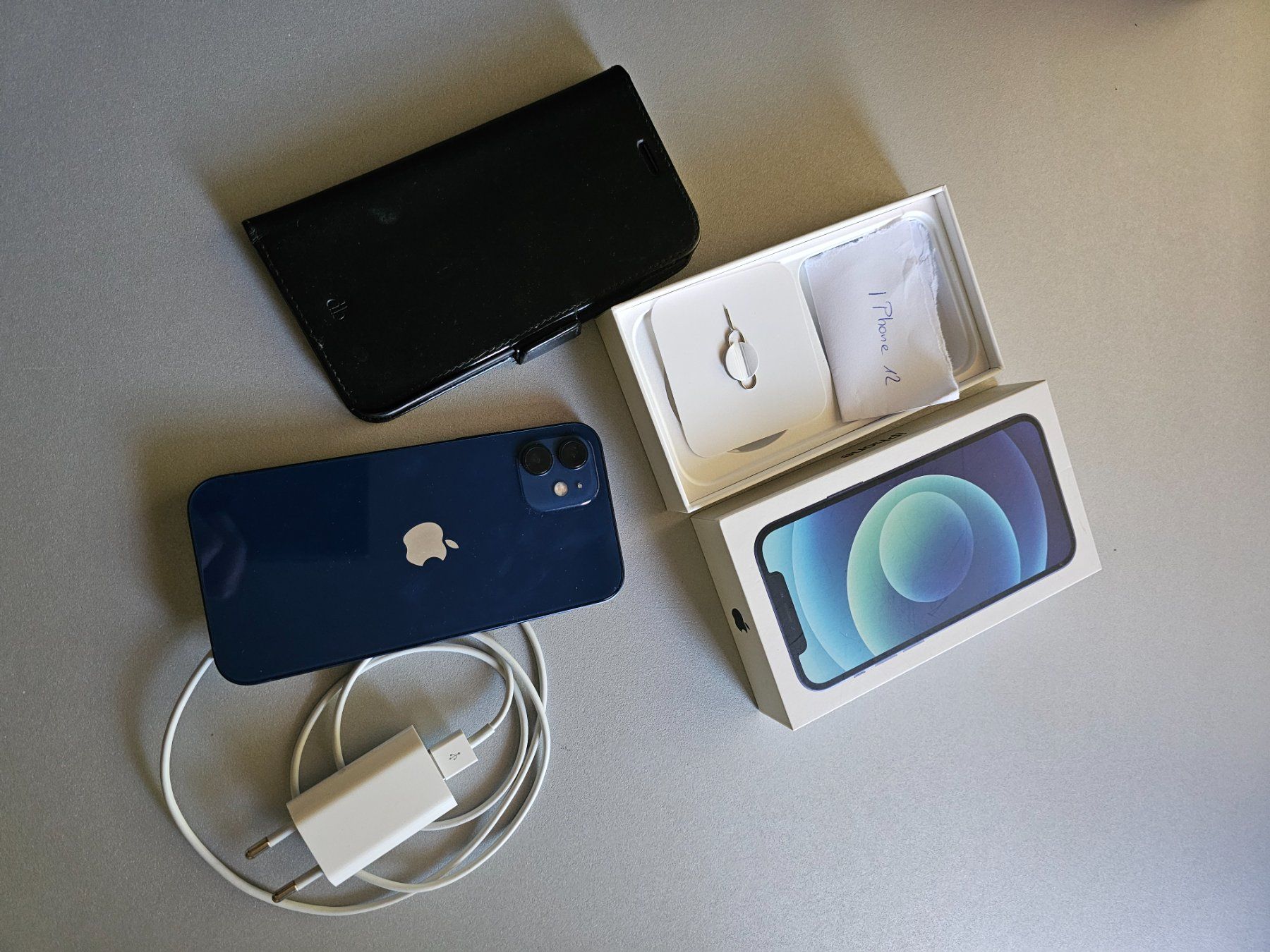 Apple Portables: I Phone 12 – D'occasion à Kaufdorf par Sj1 1