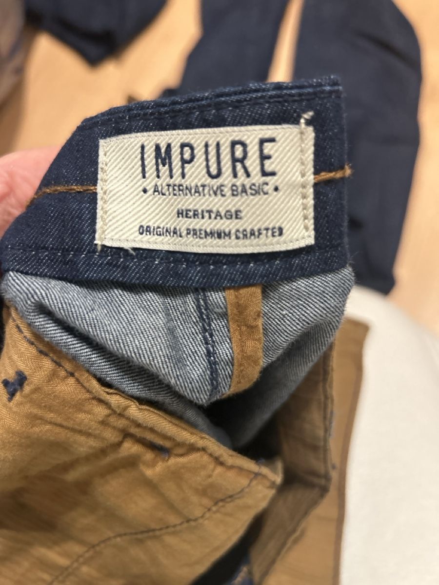 Pantaloni: Pinces fit – Nuovo (secondo la descrizione) da Zürich venduto da pil_9sh9 5