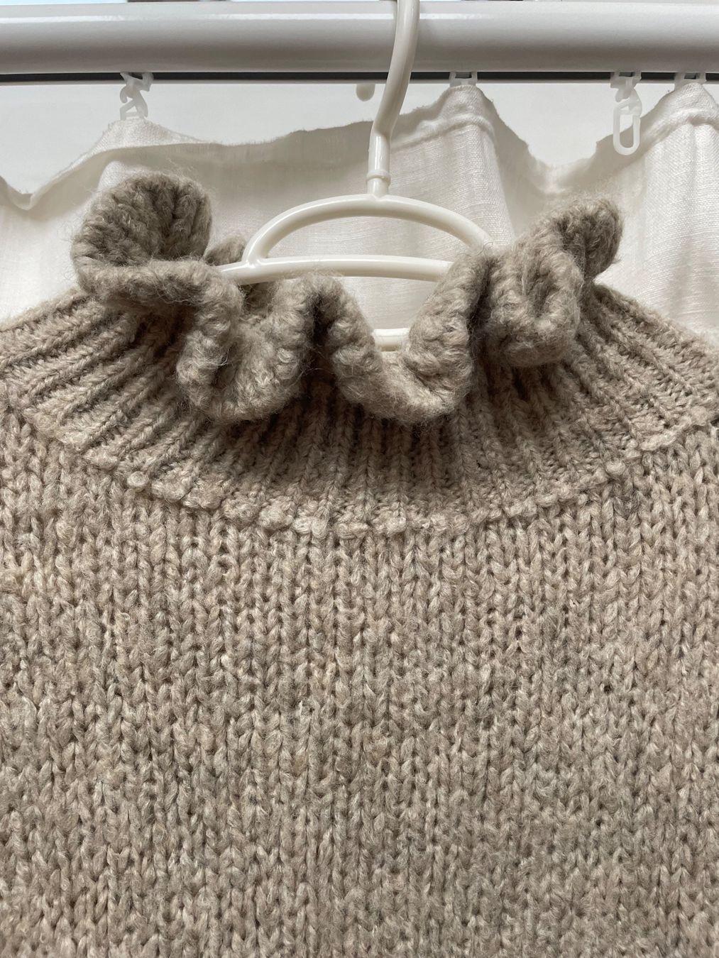 Maglioni & Felpe: Strickpullover neu in beige, Grösse M – Nuovo (secondo la descrizione) da Frauenfeld venduto da chb_ndq9 2