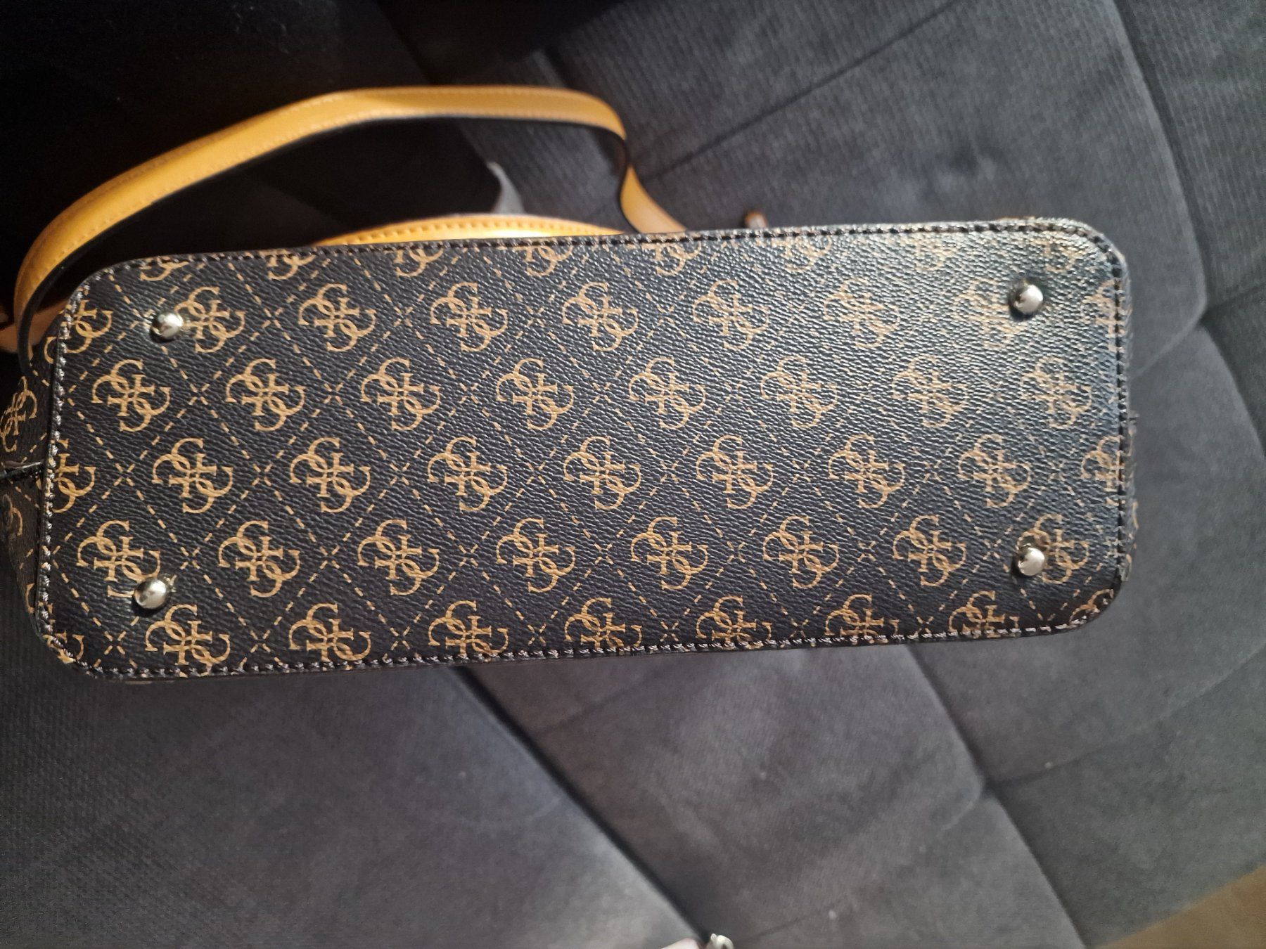 Guess Taschen für Damen: Guess Tasche – Gebraucht aus Altishausen von ter_58nj 2