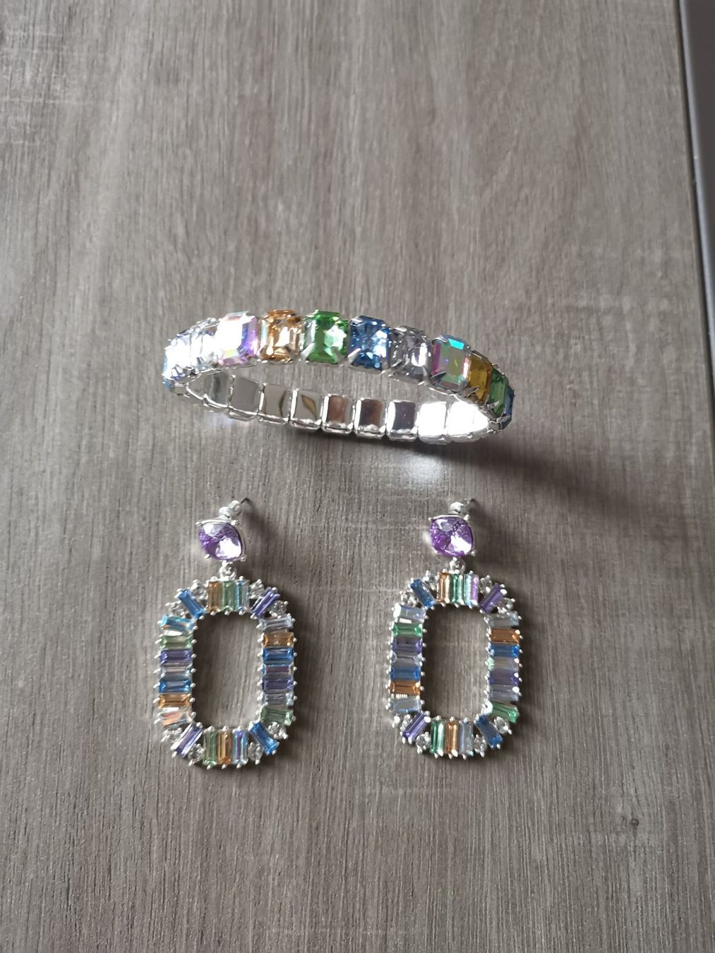 Altri gioielli: Set Bracellet avec Boucles d'oreilleis – Usato da Carouge GE venduto da nat_fc8l 1