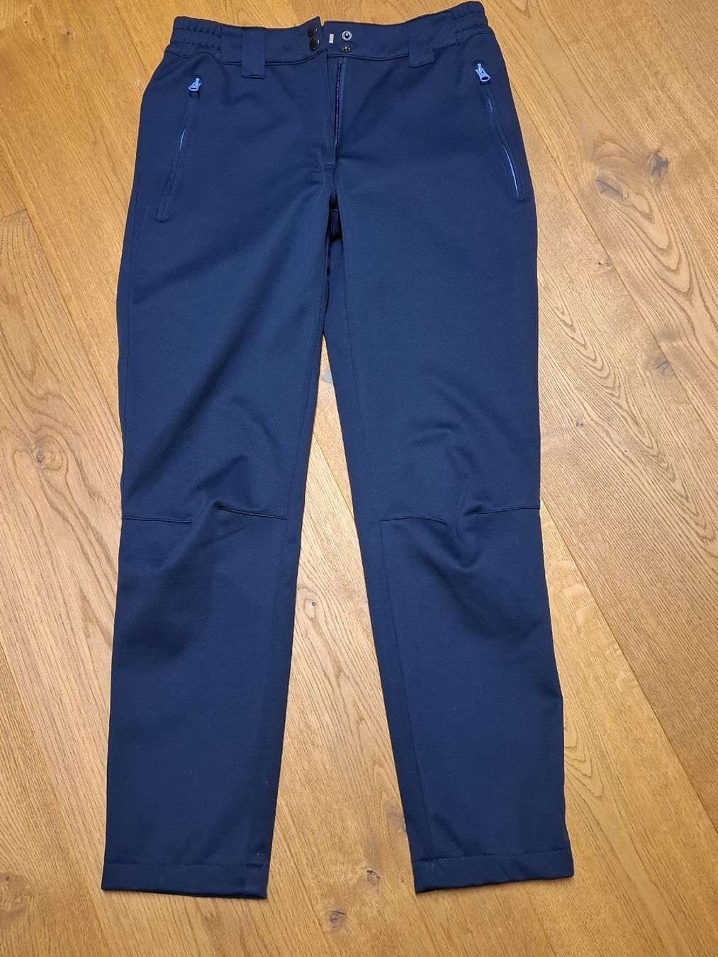 Pantaloni: Hose Soft Shell Gr 36 – Usato da Arnegg venduto da Seesicht64