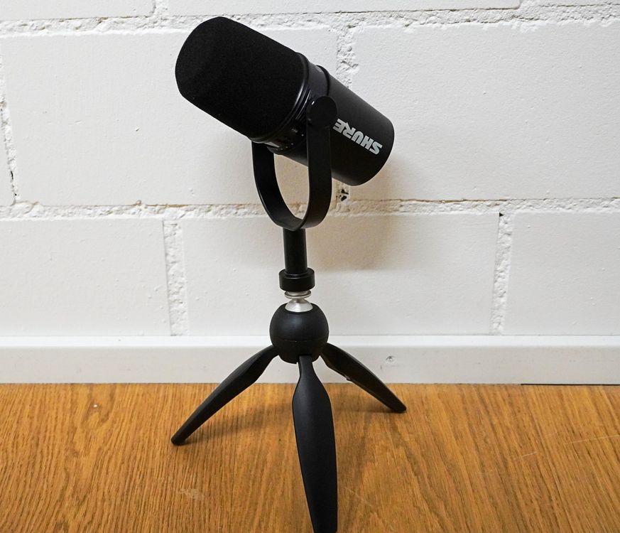 Shure MV7 Podcast Kit (Neu (gemäss Beschreibung)) in Seuzach für CHF ...