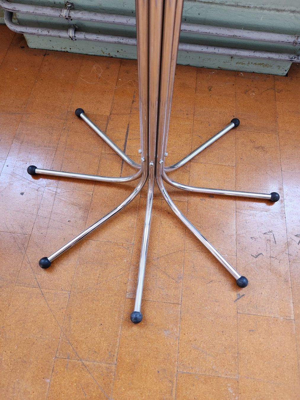 Porte manteau: Fritz Hansen - Coat Tree Garderobenständer – D'occasion à Lichtensteig par UsedINStore 4