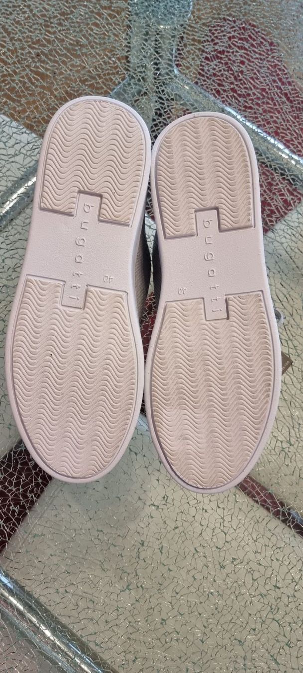 Bugatti Chaussures femmes: Bugatti Gr. 40 – Neuf avec emballage d'origine à Luzern par Reni025 5