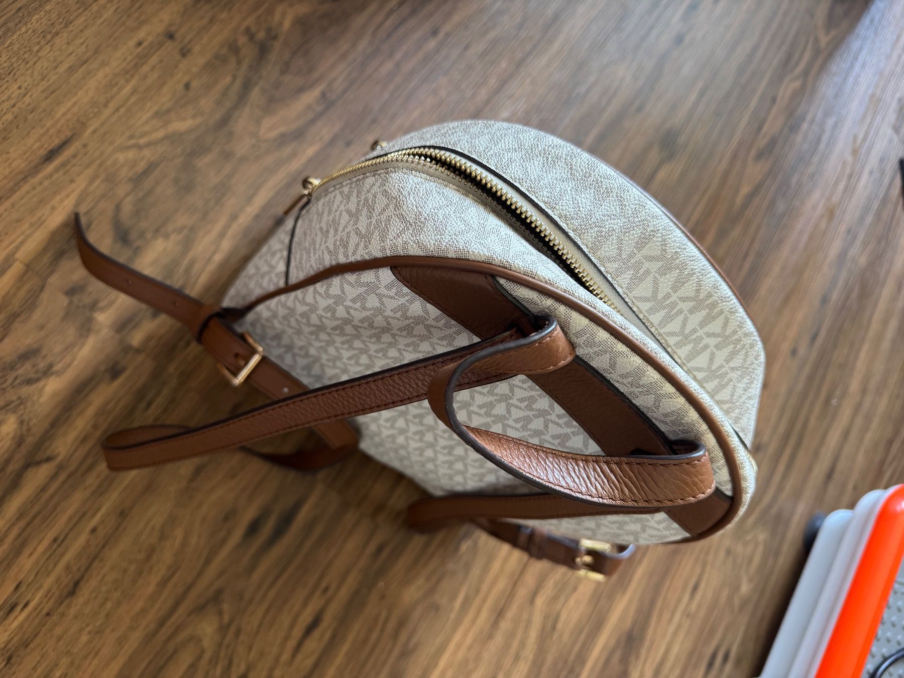 Michael Kors Rucksäcke: Michael Kors Rucksack – Gebraucht aus Meinisberg von caraetter 1