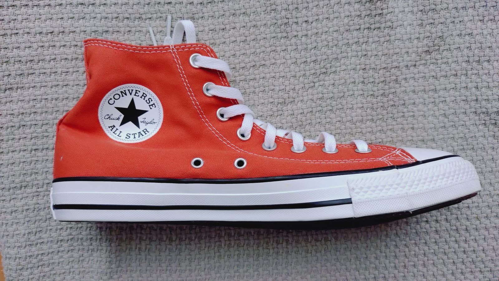 Converse Scarpe da uomo: Converse Chuck Taylor All Star Orange Gr. 44.5 – Nuovo (secondo la descrizione) da Grüningen venduto da Stargazer 3