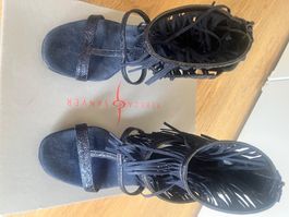 Sandali REBECCA SANVER blu con frange e tacco