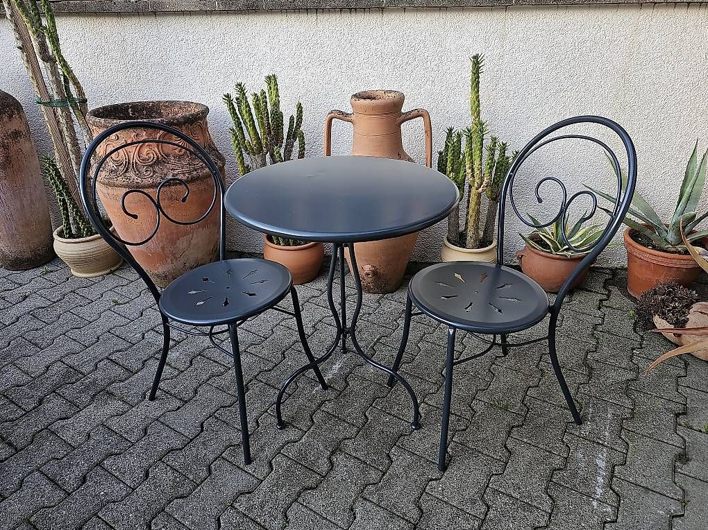 Set di tavolo e panche: Bistrotisch 2 Stühle Gartentisch – Usato da Villnachern venduto da hasta08 4