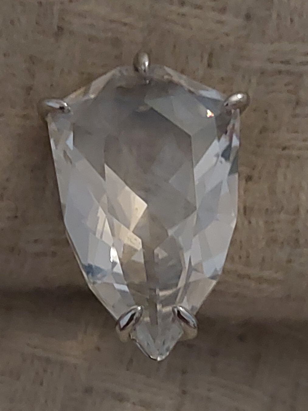 Swarovski Ohrringe & -stecker: Swarovski Ohrringe – Neu (gemäss Beschreibung) aus Rorschach von von_gz5r