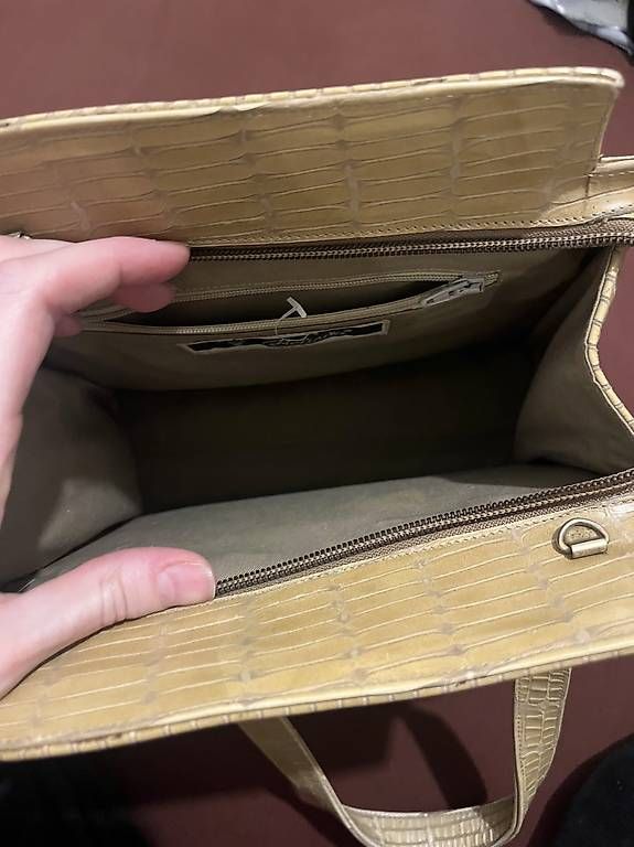Borse da donna: Sac vintage – Usato da Lausanne venduto da Noemie1994 1