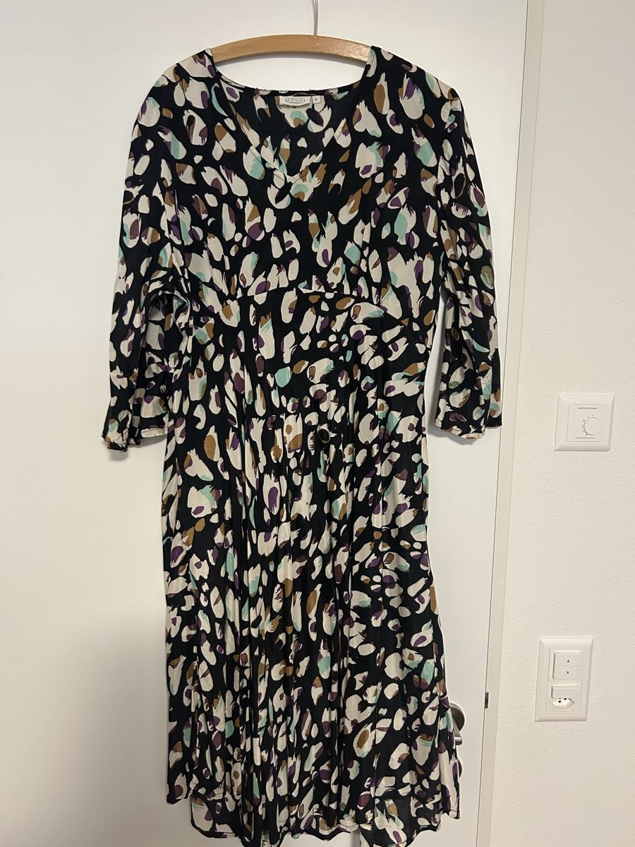 Robes: Kleid MASSI  Num:L – D'occasion à Erlinsbach par MM59
