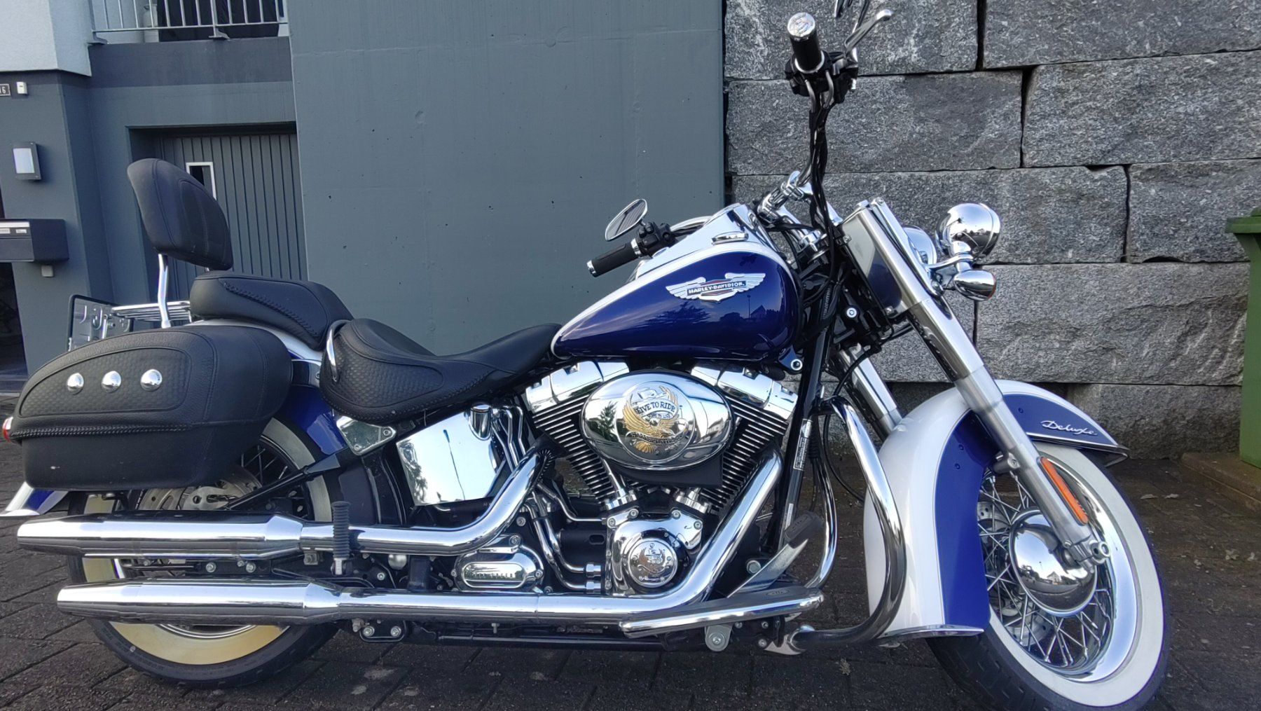 Harley-Davidson Touring: Harley Davidson Softtail Deluxe – Usato da Bischofszell venduto da bagi12