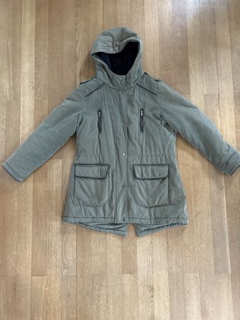 NAF NAF Wintermantel Khaki mit Kapuze, Grösse 42, Top!