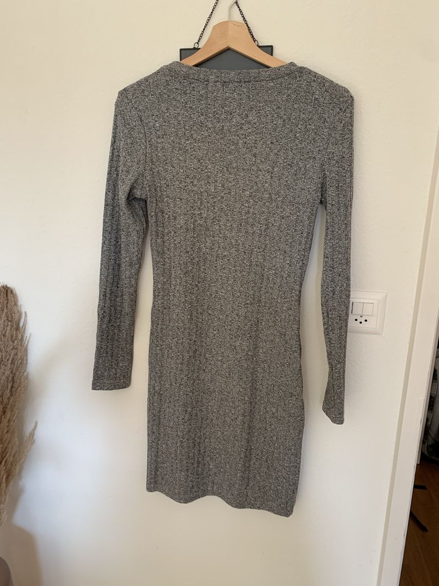 H&M Kleider: H&M Rippchenkleid Gr. 40 Strickkleid Herbstkleid grau – Gebraucht aus Zürich von cla_qxx8 2