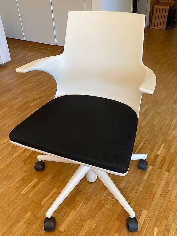 Kartell Sedie: Kartell Spoon Design Bürostuhl – Nuovo (secondo la descrizione) da Zürich venduto da fleurance01