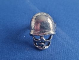 Cooler Totenkopf Ring mit Helm, Gr. verstellbar ☠️ Gothic