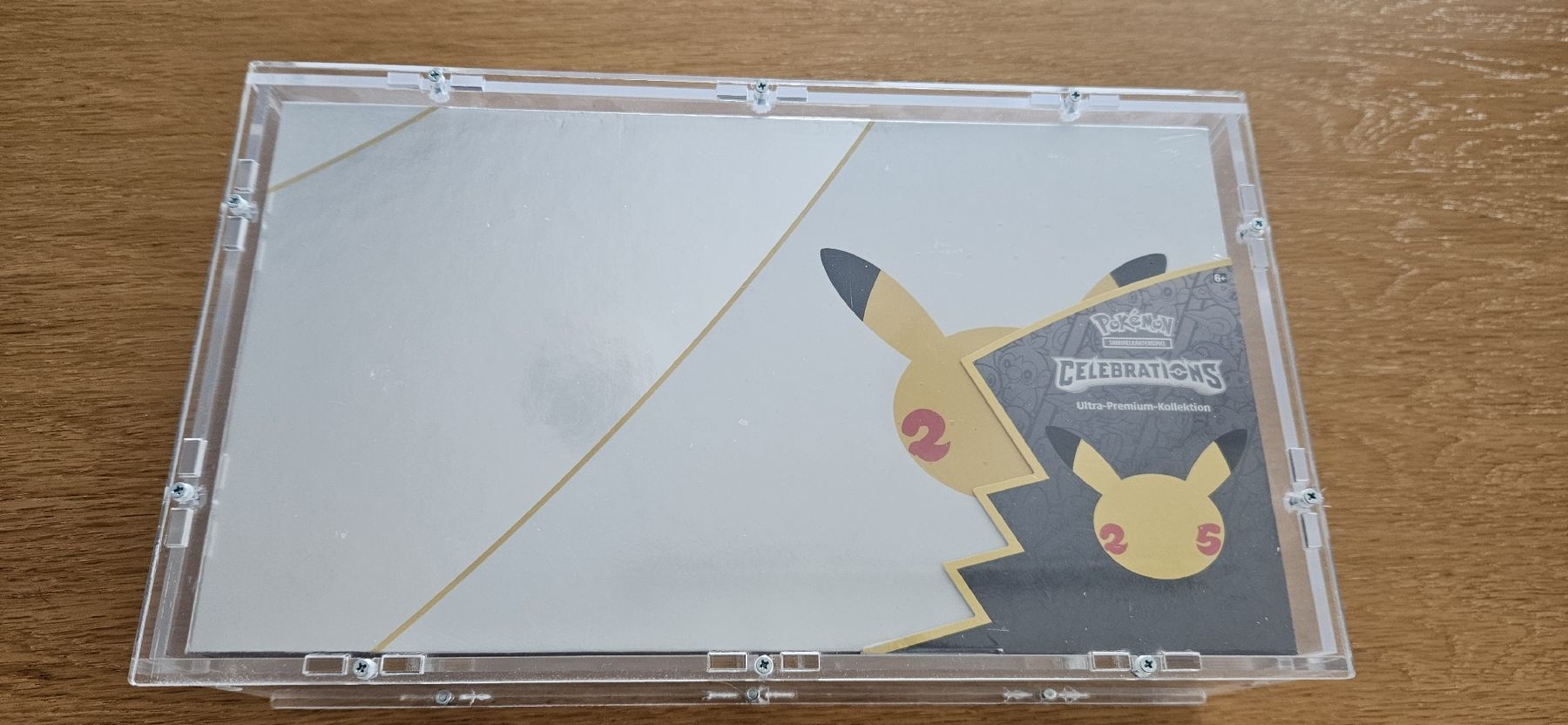 Pokémon Carte collezionabili: Pokemon Celebrations UPC Set – Nuovo e nell'imballaggio originale da Wil venduto da kev_6xpj 2