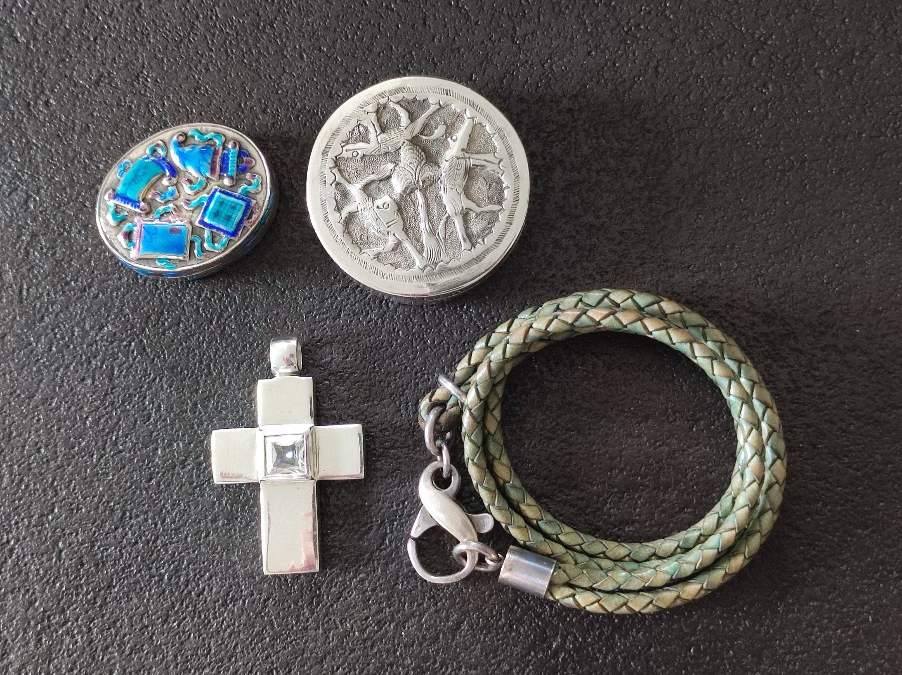 Altri gioielli: Silberlot (Schmuck, Pillendosen) – Usato da Wohlen AG venduto da Tikale