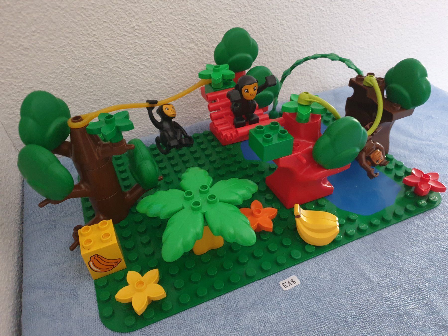 Giocattoli: E18: Lego Duplo Affen mit Spezialplatte – Usato da Münchwilen TG venduto da VT-Trader 3