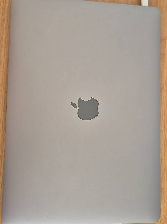 Notebook: MacBook Pro 13" (2017, A1708) – Usato da Basel venduto da MadameDupont01 3