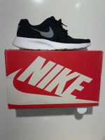 NIKE WOMEN      GRÖSSE 42      INNENSOHLE  26.5 CM