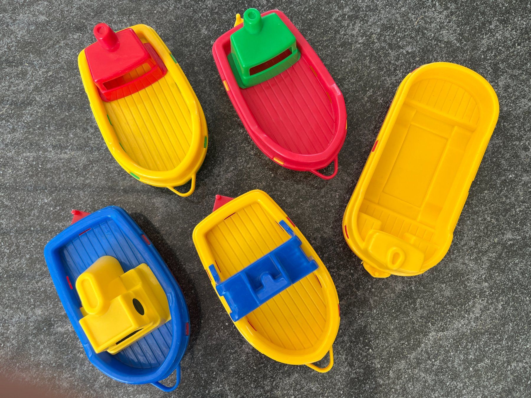 Aquaplay Giocattoli: Wasserbahn Aquaplay Waterplay – Usato da Lützelflüh-Goldb venduto da Fresu8 5