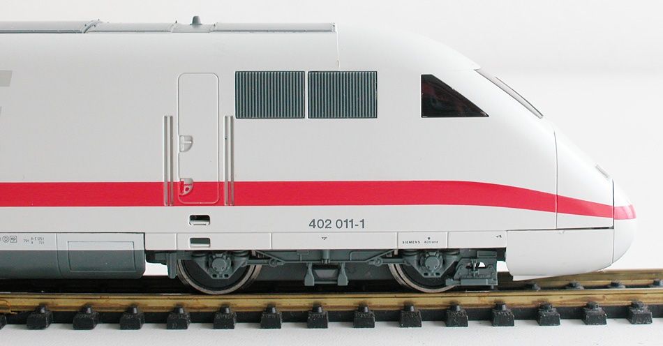 Roco Modelleisenbahnen: Roco ICE-Triebkopf der DB Spur H0 – Gebraucht aus Oberwil BL von Klang 2