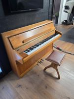BENTLEY Klavier mit Hocker Holz hell guter Zustand
