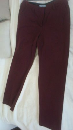 Damenhose Prada Weinrot 98% Wolle 2% Elastan Gr. 38 (I 44)