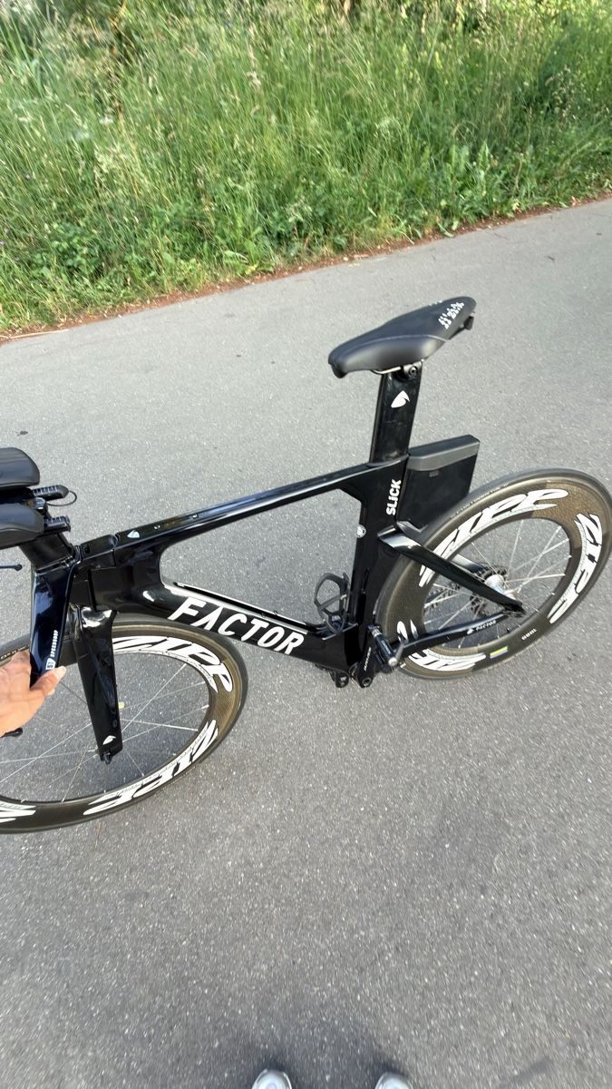 Factor Bikes Velos: Factor Slick TT / Triathlon (Grösse M) – Gebraucht aus Bremgarten AG von mar_9d9j 3