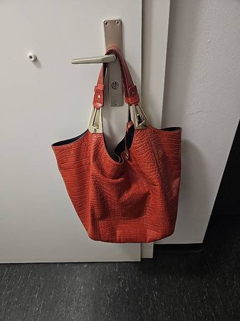 DKNY Handtasche. Neu