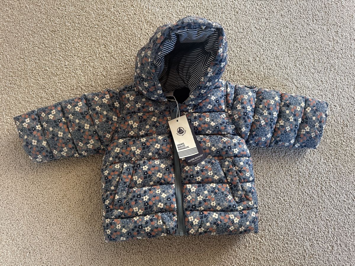 Petit Bateau Vestes & Manteaux: Petit Bateau Winterjacke  – Neuf avec emballage d'origine à Horgen par Fen8800