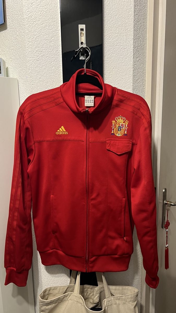 Jacken: Adidas Spanien Tracksuit Gr. M – Gebraucht aus Lengnau BE von CeRi17