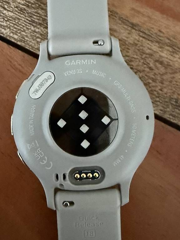 Garmin Smartwatch: Garmin Venu 3s beige + extra Armband – Usato da Reinach AG venduto da Sxxara 4