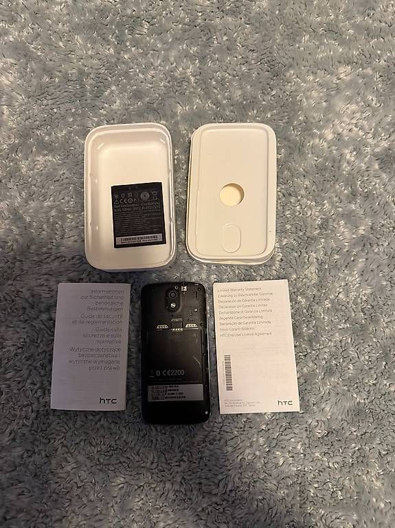 Telefoni cellulari / Smartphones: Handy HTC Desire HD A9191 – Usato da Frauenfeld venduto da Artos13 1