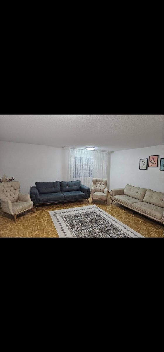 Sofas: Möbel – D'occasion à Zollikofen par kem_vdd6 2