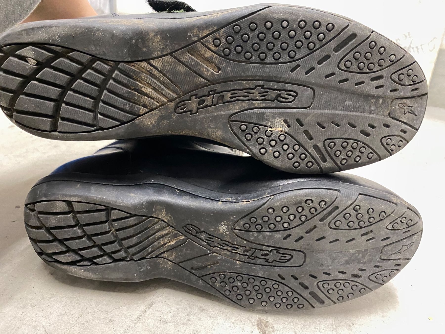 Alpinestars Scarpe da uomo: Alpinestars Motorradstiefel Gr. 44 Schwarz – Usato da Dübendorf venduto da ani_hlk2 3