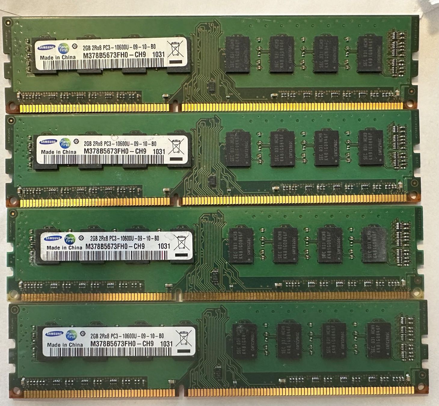 Samsung Memoria / RAM: Arbeitsspeicher Samsung – Usato da Bülach venduto da Gregorgiorgio