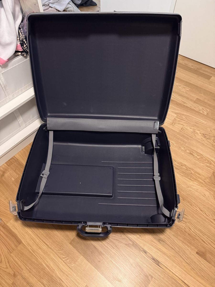Valigie: Zwei Hartschalenkoffer gebraucht – Usato da Winterthur venduto da Sabrina91 2