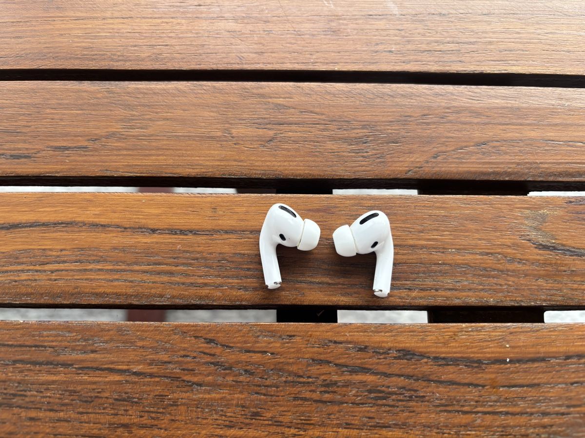 Apple Cuffie: AirPods Pro 1. Gen ohne Gehäuse – Difettoso da Oberentfelden venduto da ced_8sjq 1