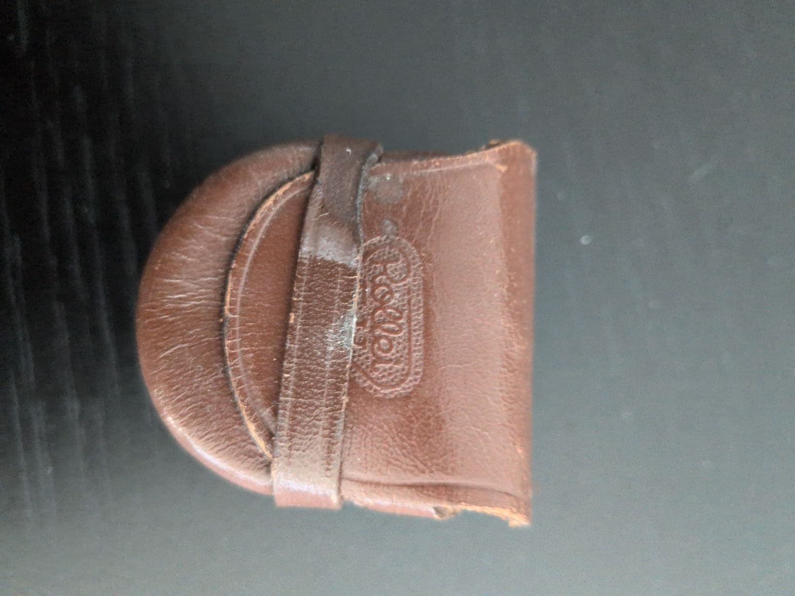 Leitz Laufwerke & Adapter: Leitz Wetzlar 21mm viewfinder with case – Gebraucht aus Lyss von Menel16 5