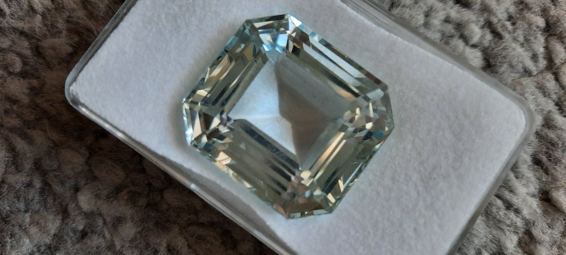 Pietre preziose: Topaze 68.41 ct – Nuovo (secondo la descrizione) da Russin venduto da Lola2115 2