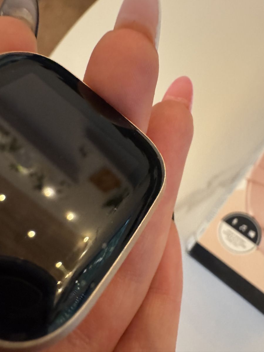 Fitbit Smartwatch: Fitbit Versa 2 Smartwatch – D'occasion à Bern par pra_db5c 5